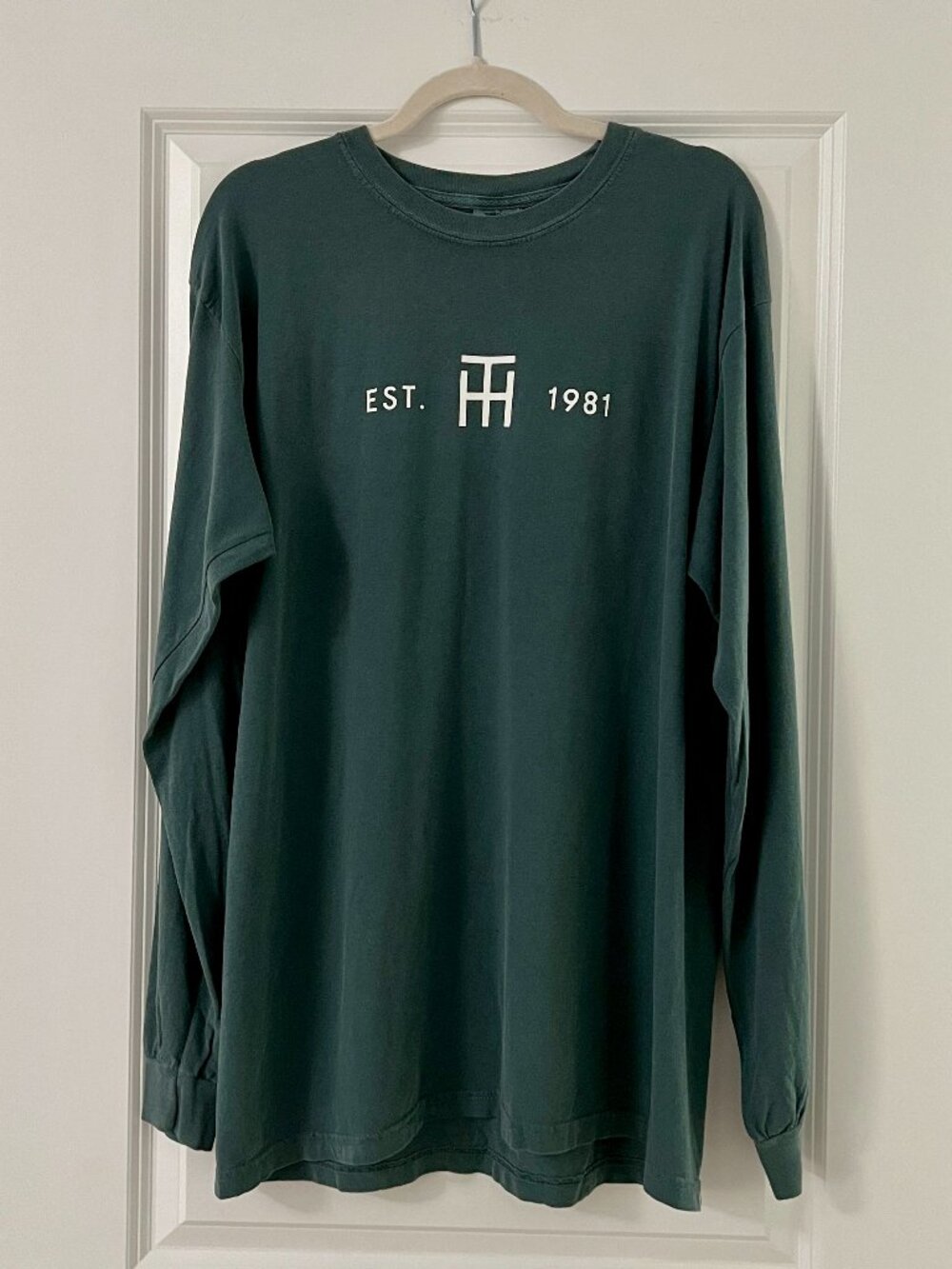 Thompson + Hanson Houston's Luxury Nursery Comfort Colors Green T-Shirt, NEW